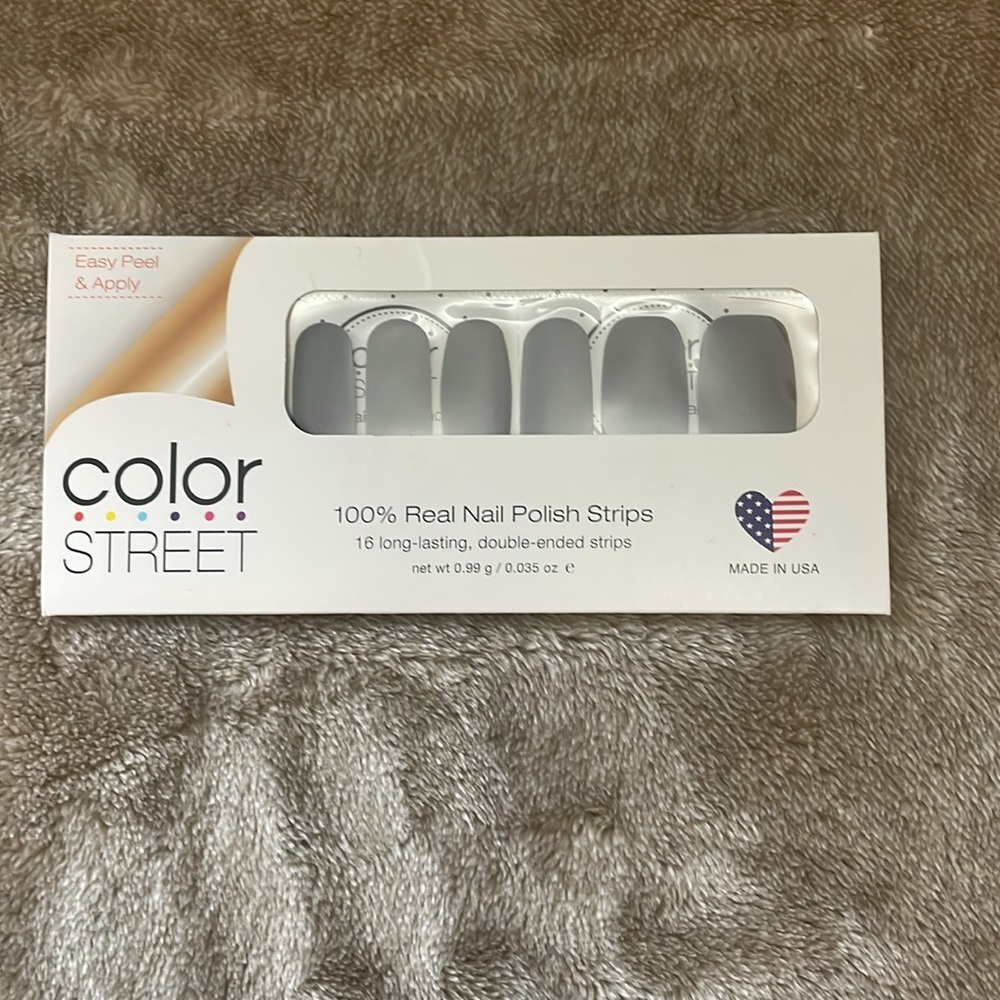Color Street Nail - Picture 4 of 6
